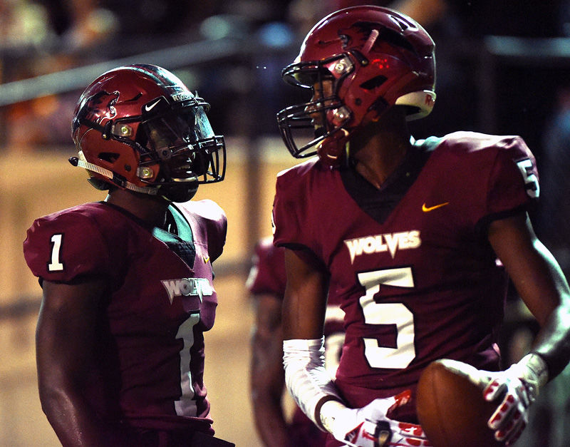Dothan High Wolves vs Eufaula football